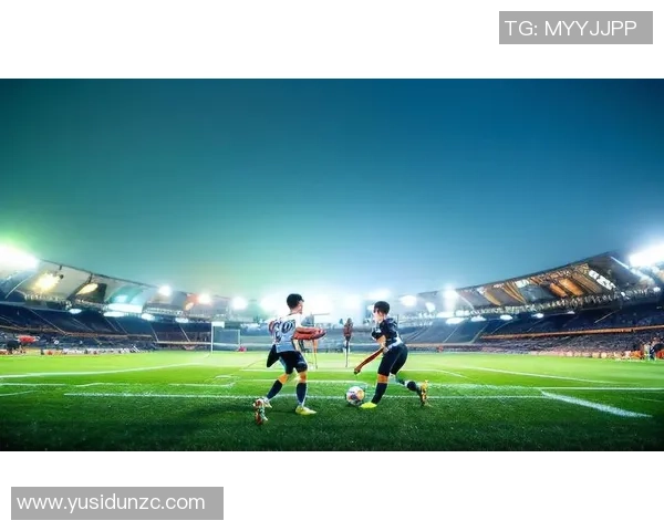 璀璨绿茵瞬间记录足球巨星登场激情与荣耀全程剪辑